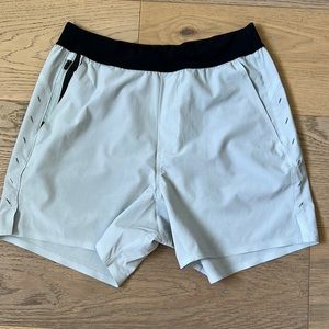 Ten Thousand Interval short